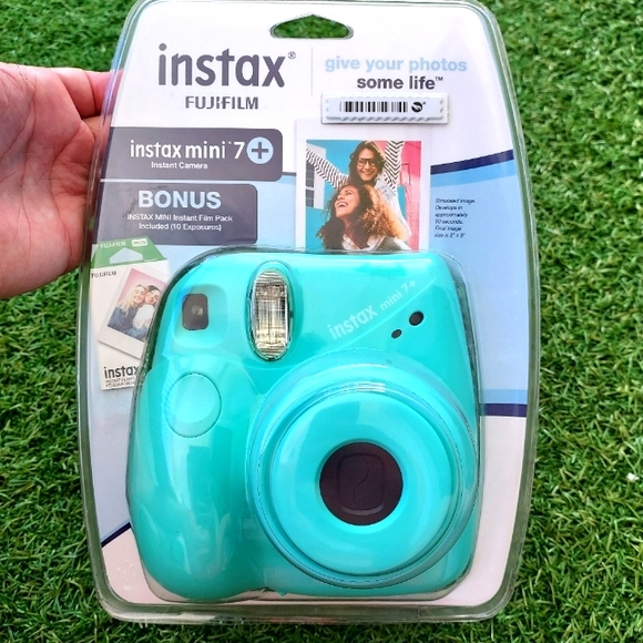 Fujifilm Teal Digital Camera with Instant Print and Retro Design - Picture 1 of 2